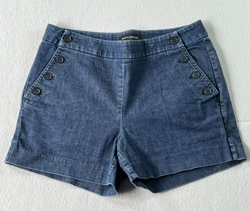 BANANA REPUBLIC ~ Hampton Fit Denim Sailor Shorts, Women’s Size 4